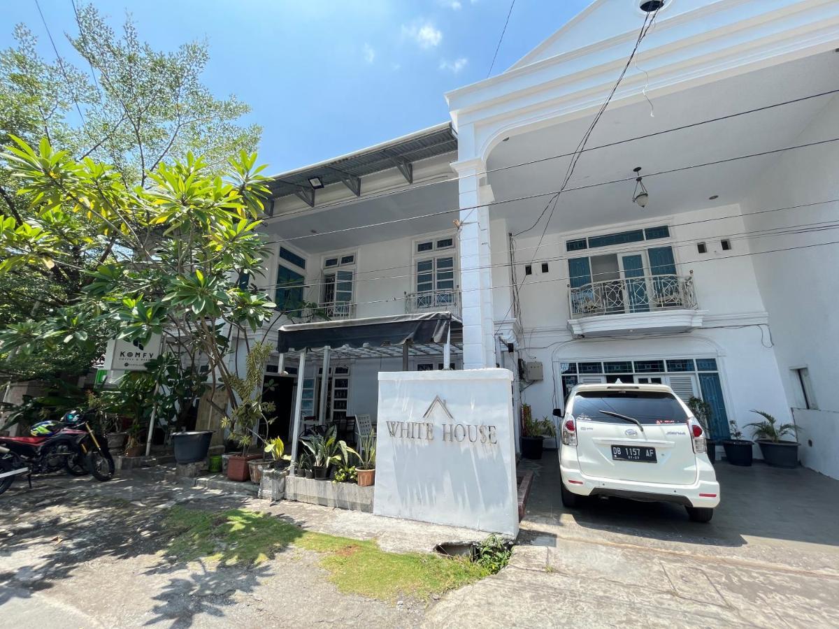 Reddoorz Near Kantor Walikota Manado Exterior photo